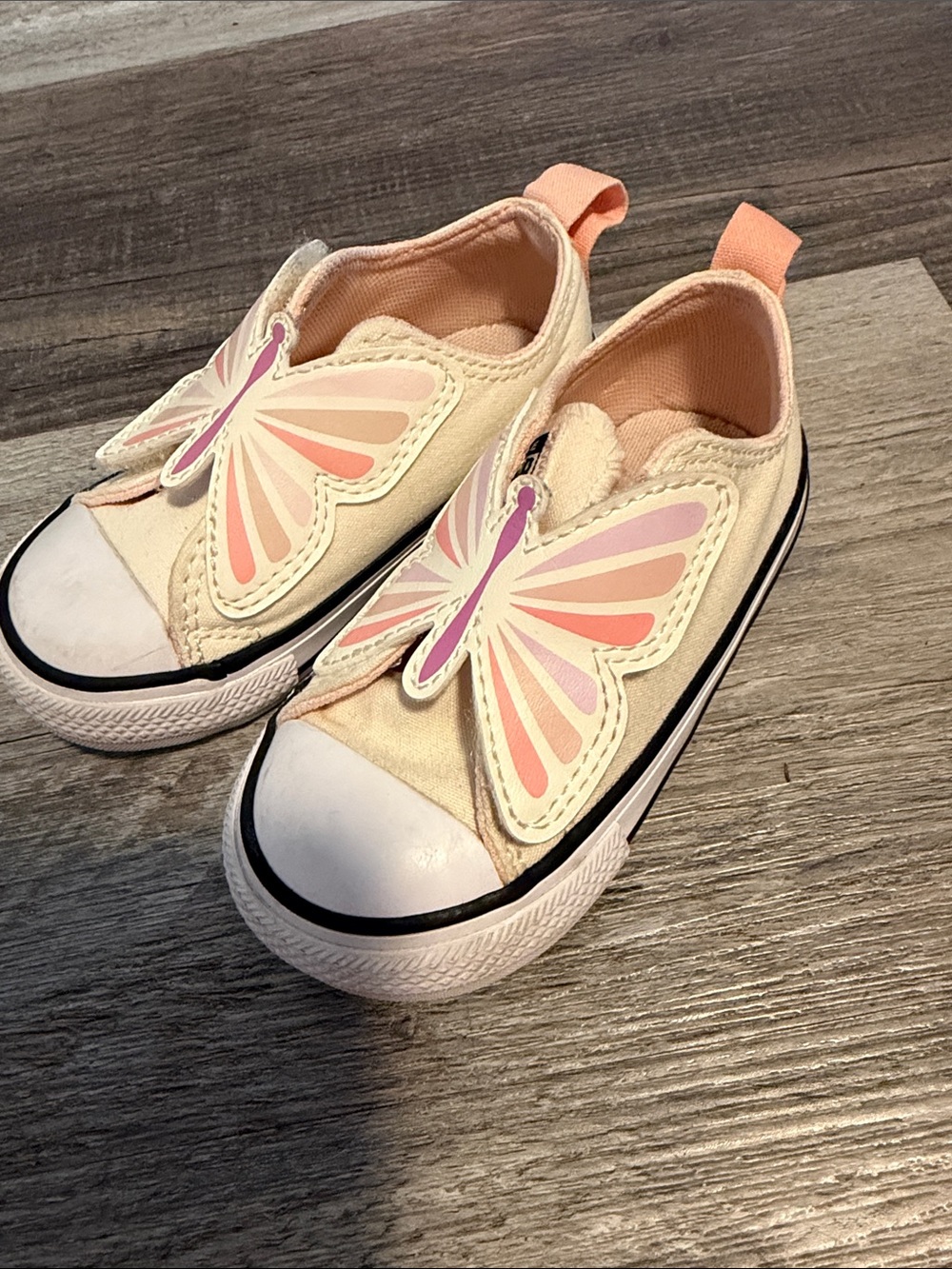 ConverseKids Slip-On Sneakers - Pink & Cream Butterfly size 6c